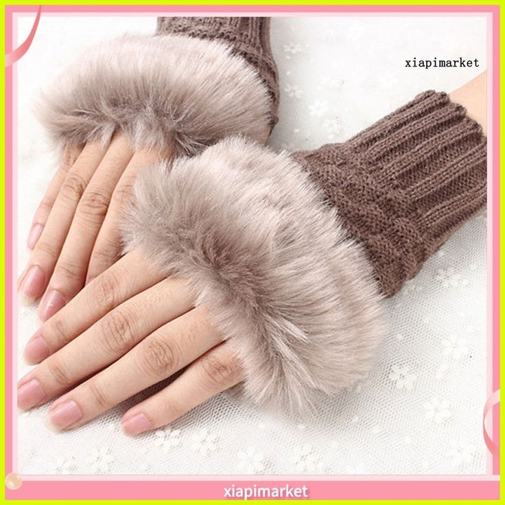 FUR GLOVES